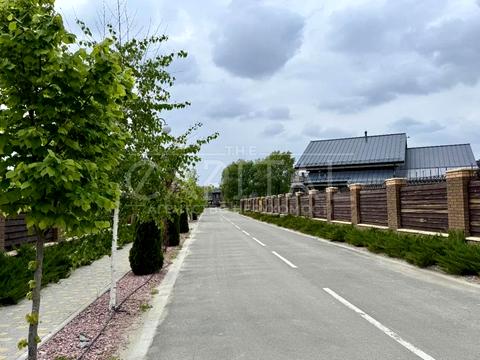 будинок за адресою Вишнева вул.