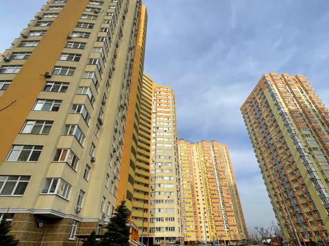 квартира по адресу Семьи Кульженков ул. (Дегтяренко Петра), 35