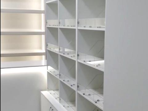 комерційна за адресою Лесі Українки вул., 14А