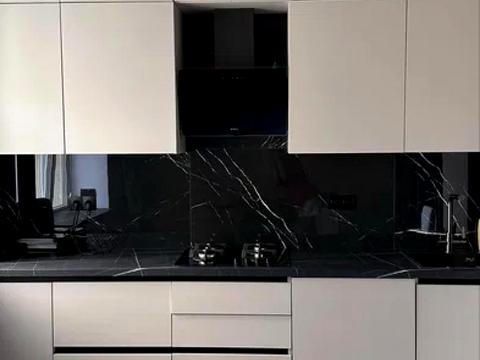 квартира за адресою Залізнична вул., 7г
