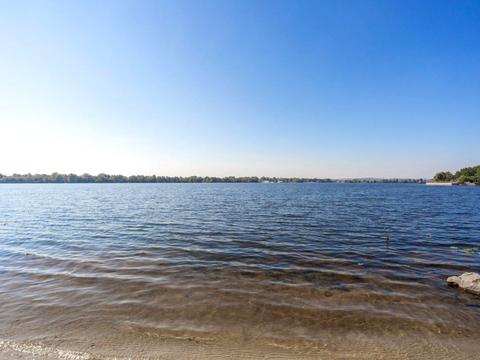 будинок за адресою Осіння, 2