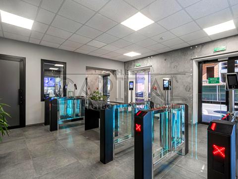 коммерческая по адресу Михаила Максимовича ул. (Трутенко Онуфрия), 8