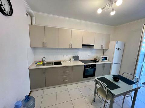 квартира по адресу Семьи Кульженков ул. (Дегтяренко Петра), 37