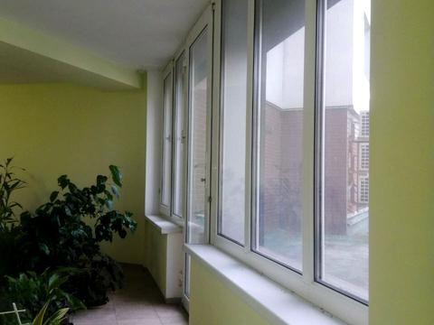 комерційна за адресою Ливарна вул., 6