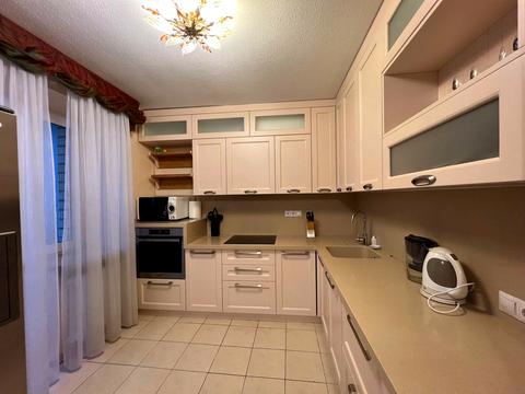 квартира за адресою Олександра Довженка вул., 14/1