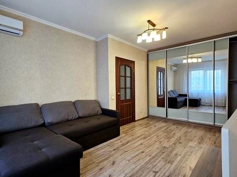квартира за адресою Бориса Гмирі вул., 16А