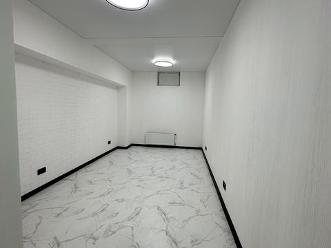 комерційна за адресою Одеса, Літературна вул., 8