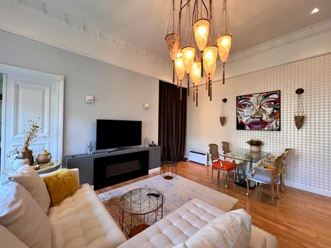 квартира за адресою Шота Руставелі вул., 24