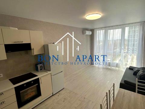 квартира за адресою Віктора Некрасова вул. (Північно-Сирецька), 10