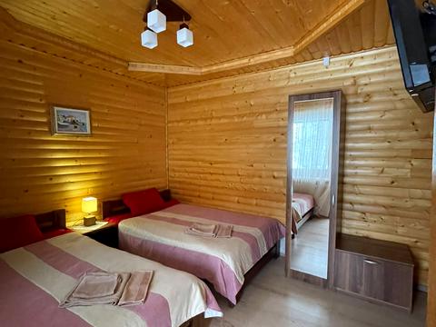 дом по адресу Лазівська