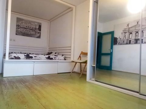 квартира за адресою Різницька вул., 8