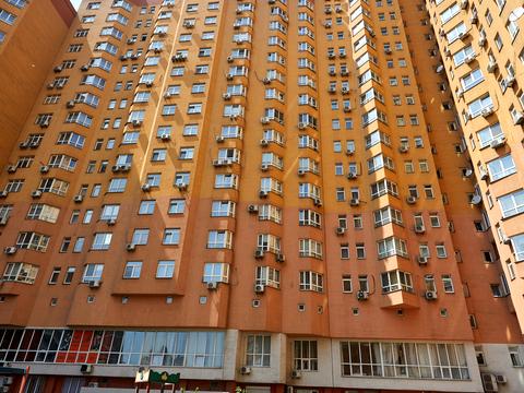 квартира по адресу Александра Мишуги ул., 2