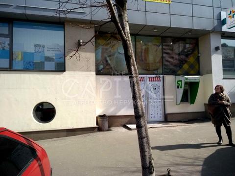 комерційна за адресою Єжи Ґедройця вул. (Тверська), 16