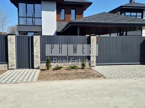 дом по адресу Академическая ул.