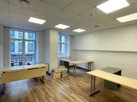 коммерческая по адресу Воздвиженская ул., 43