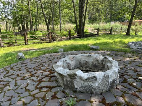 коммерческая по адресу с. Богданы, Киевская ул., 5