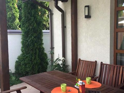 будинок за адресою Центральна вул.