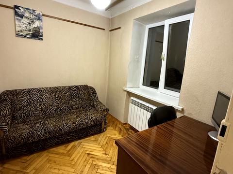 квартира по адресу Строителей ул., 8