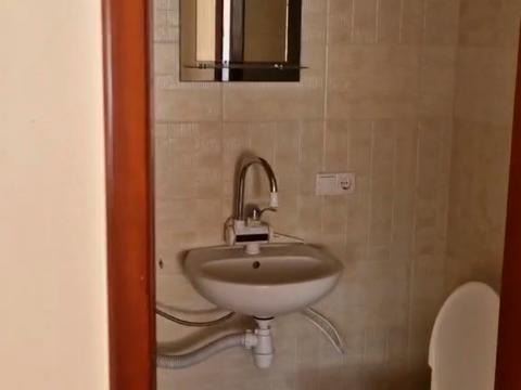 комерційна за адресою Соборна вул., 11