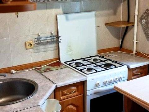 квартира за адресою Будівельників вул., 12