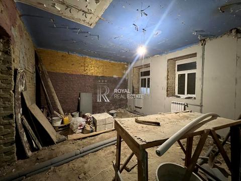 коммерческая по адресу Рейтарська, 18