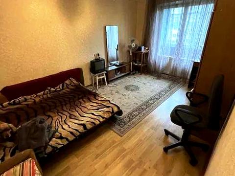 квартира за адресою Жуля Верна бульв. (Ромена Роллана), 13-Б