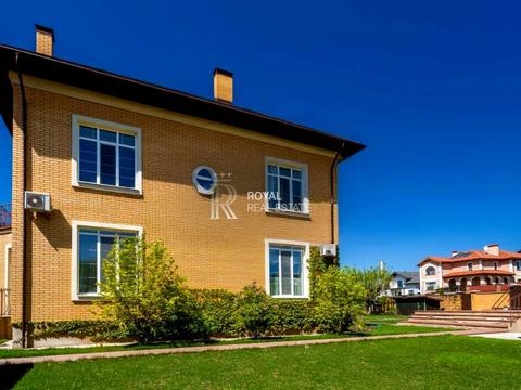 будинок за адресою Костянтинівська вул.