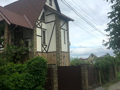 будинок за адресою с. Підгірці, вул. Озерна, 31