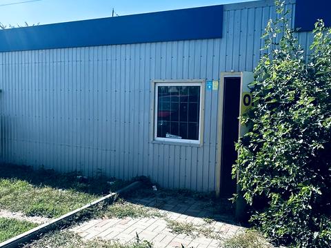 комерційна за адресою В'ячеслава Чорновола вул. (Енгельса), 112