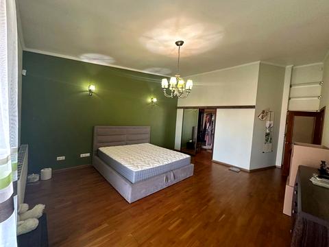 квартира за адресою Митрополита Андрея, 2