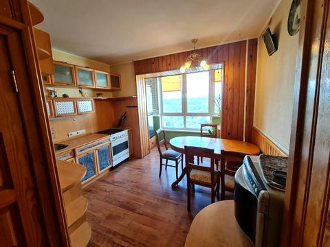 квартира за адресою Райдужна вул., 37