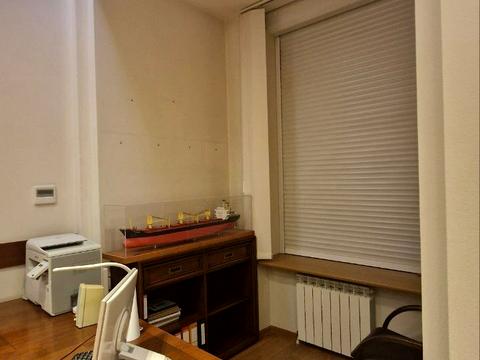 комерційна за адресою Маразліївська вул., 8