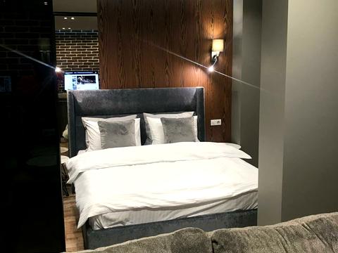 квартира за адресою Андрія Аболмасова вул. (Панельна), 4-А