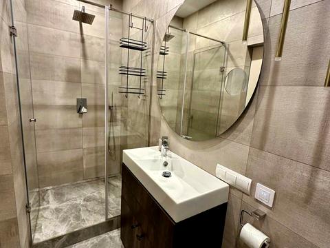 квартира за адресою Набережна Перемоги вул., 9-Б