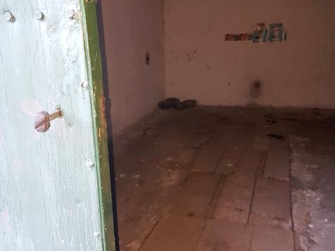 паркомісце за адресою Тернопільська вул., 4