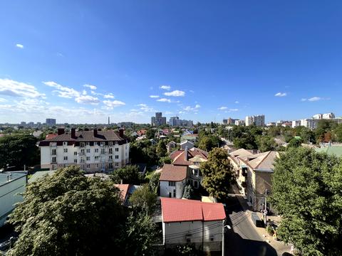 квартира по адресу Чубаївська ул., 1