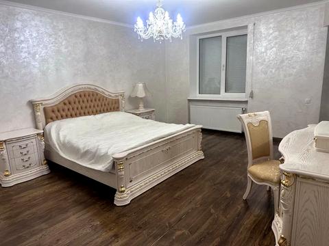 будинок за адресою Центральна, 1