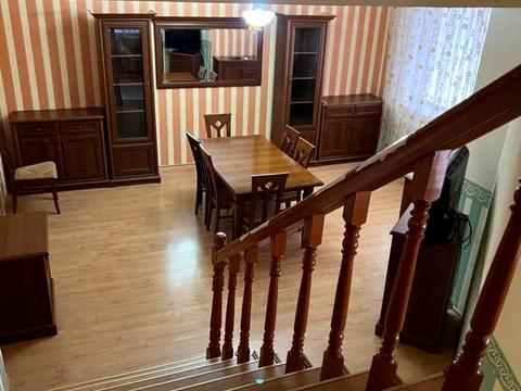 будинок за адресою Михайла Янгеля вул., 8