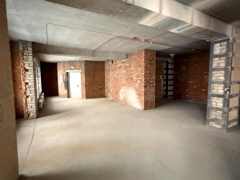 комерційна за адресою Левка Лук'яненка вул. (Маршала Тимошенка), 21