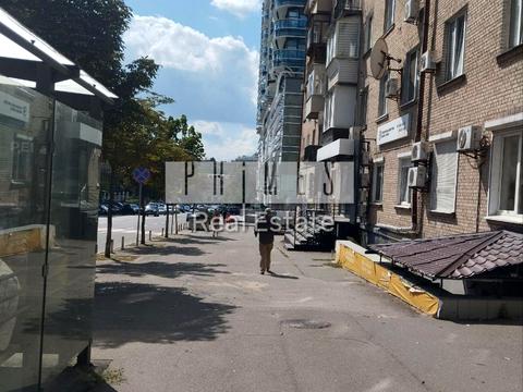 комерційна за адресою Мечникова вул. (Кловський), 11