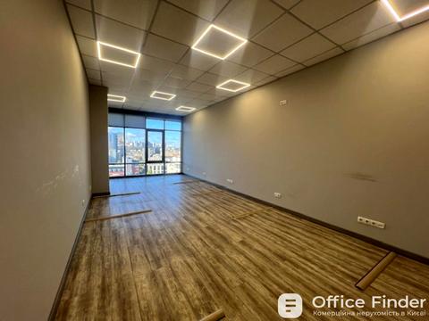 комерційна за адресою Велика Васильківська вул. (Червоноармійська), 72-А