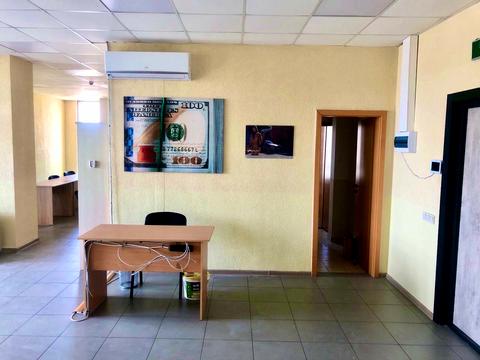 комерційна за адресою Мечникова вул., 19