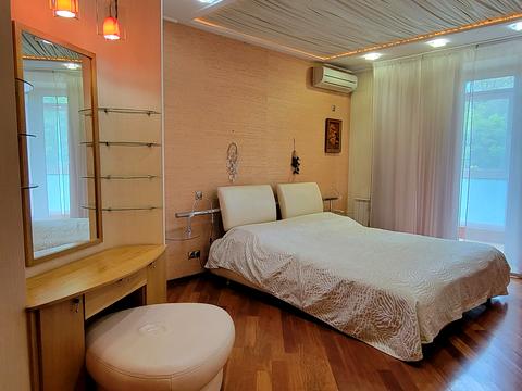 квартира за адресою Князя Ярослава Мудрого вул. (Ленінградська), 8