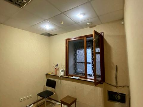 комерційна за адресою Джона Маккейна вул. (Івана Кудрі), 9