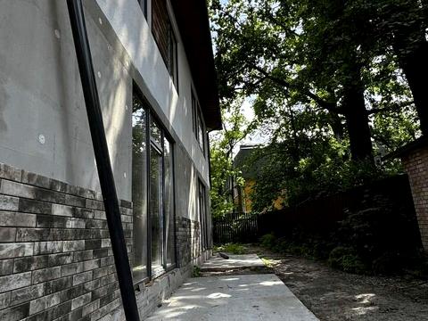 будинок за адресою Академіка Ромоданова вул. (Льва Толстого)