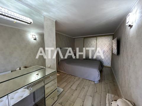 квартира по адресу Вице-адмирала Азарова ул. (Вице-адмирала Азарова), 6