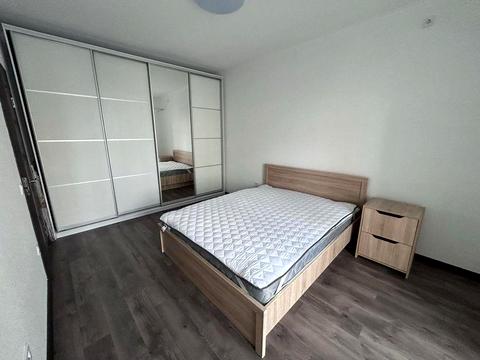 квартира по адресу Олеся Бердника ул., 1-Д