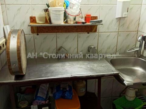 комерційна за адресою Юрківська вул., 40/5