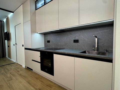 квартира за адресою Краснова вул., 1