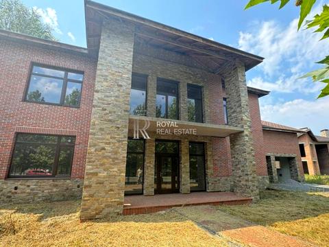 дом по адресу молодіжна